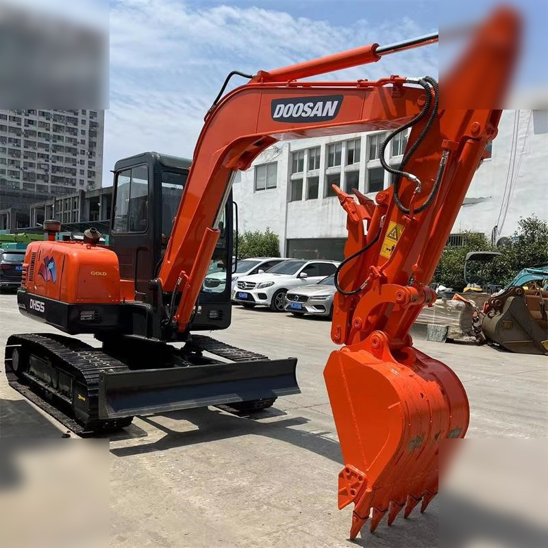 DOOSAN DH55-V - Mini pelle: photos 3 DOOSAN DH55-V - Mini pelle: photos 3