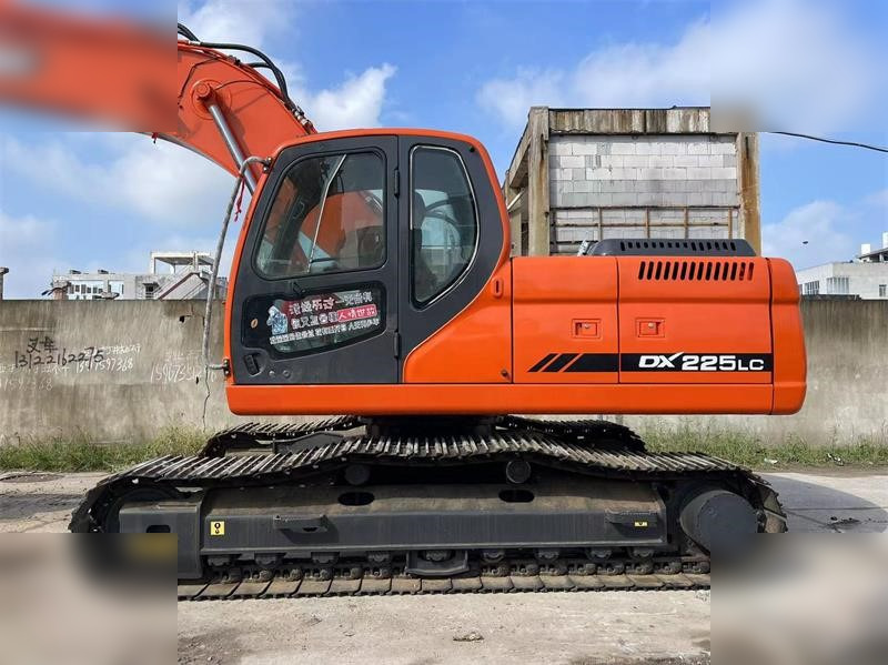 DOOSAN DX225 LC - Pelle sur chenille: photos 5 DOOSAN DX225 LC - Pelle sur chenille: photos 5