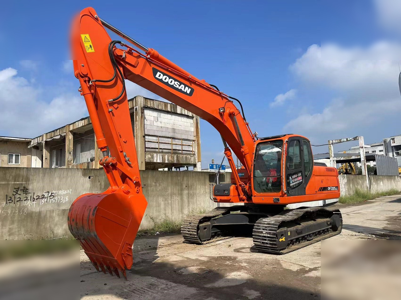 DOOSAN DX225 LCA - Pelle sur chenille: photos 4 DOOSAN DX225 LCA - Pelle sur chenille: photos 4