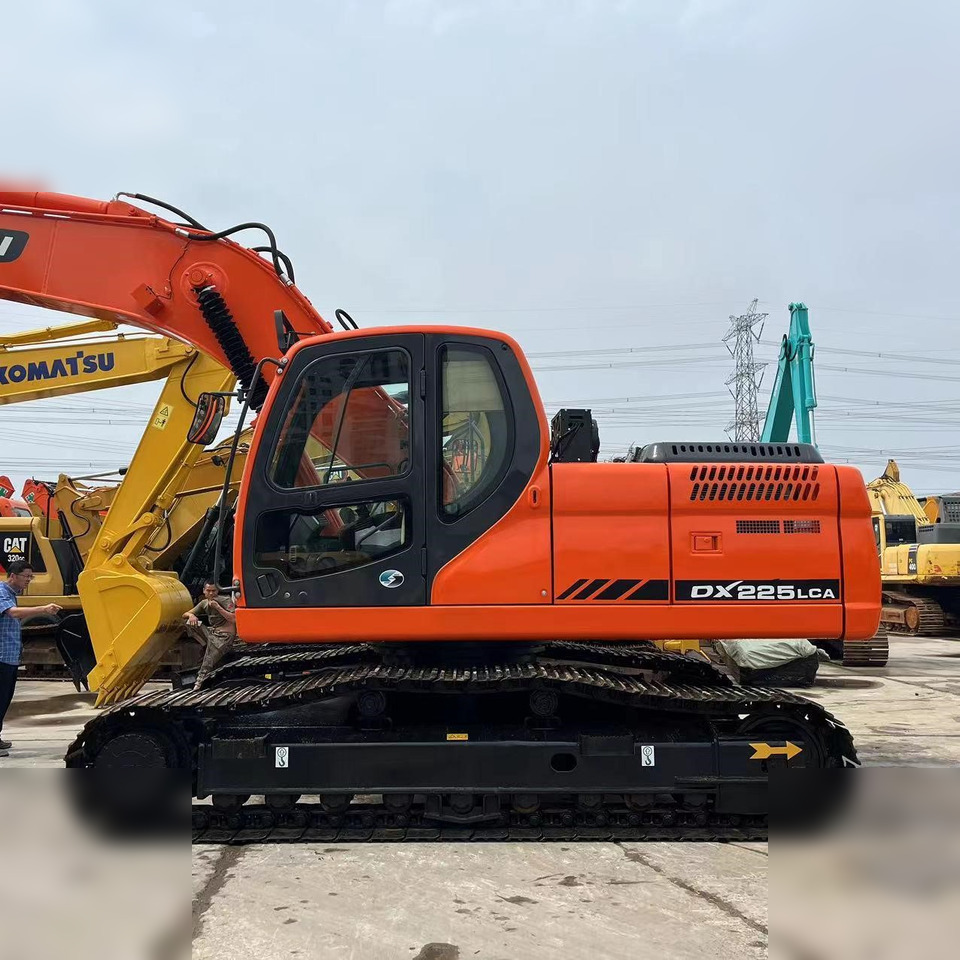 DOOSAN DX225 LCA - Pelle sur chenille: photos 4 DOOSAN DX225 LCA - Pelle sur chenille: photos 4