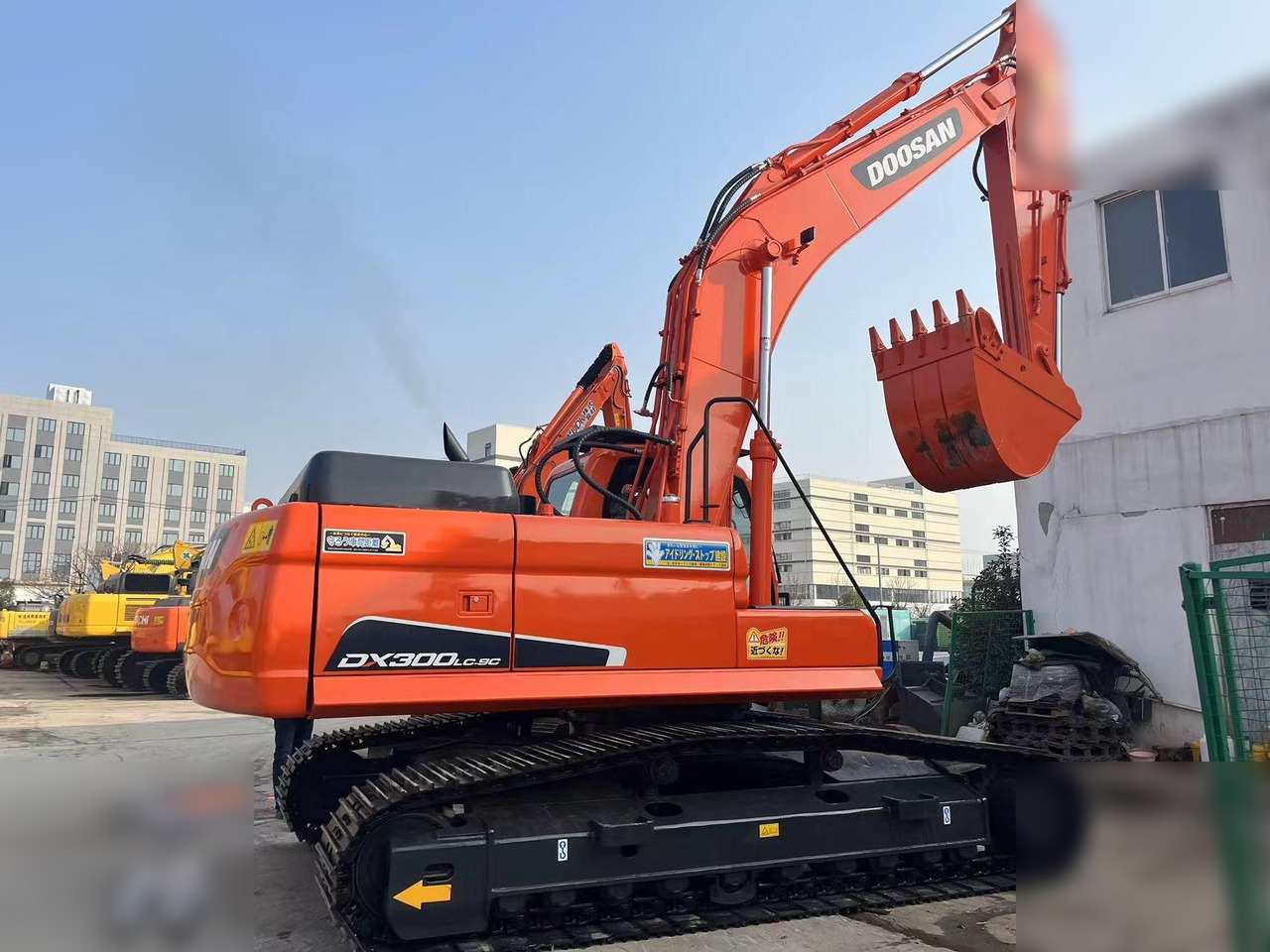 DOOSAN DX300 LC-9C - Pelle sur chenille: photos 4 DOOSAN DX300 LC-9C - Pelle sur chenille: photos 4
