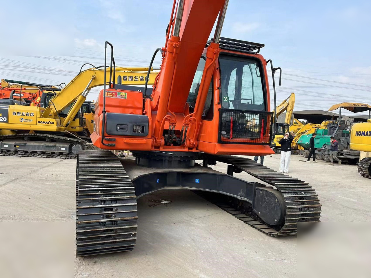 DOOSAN DX300 LC-9C - Pelle sur chenille: photos 3 DOOSAN DX300 LC-9C - Pelle sur chenille: photos 3