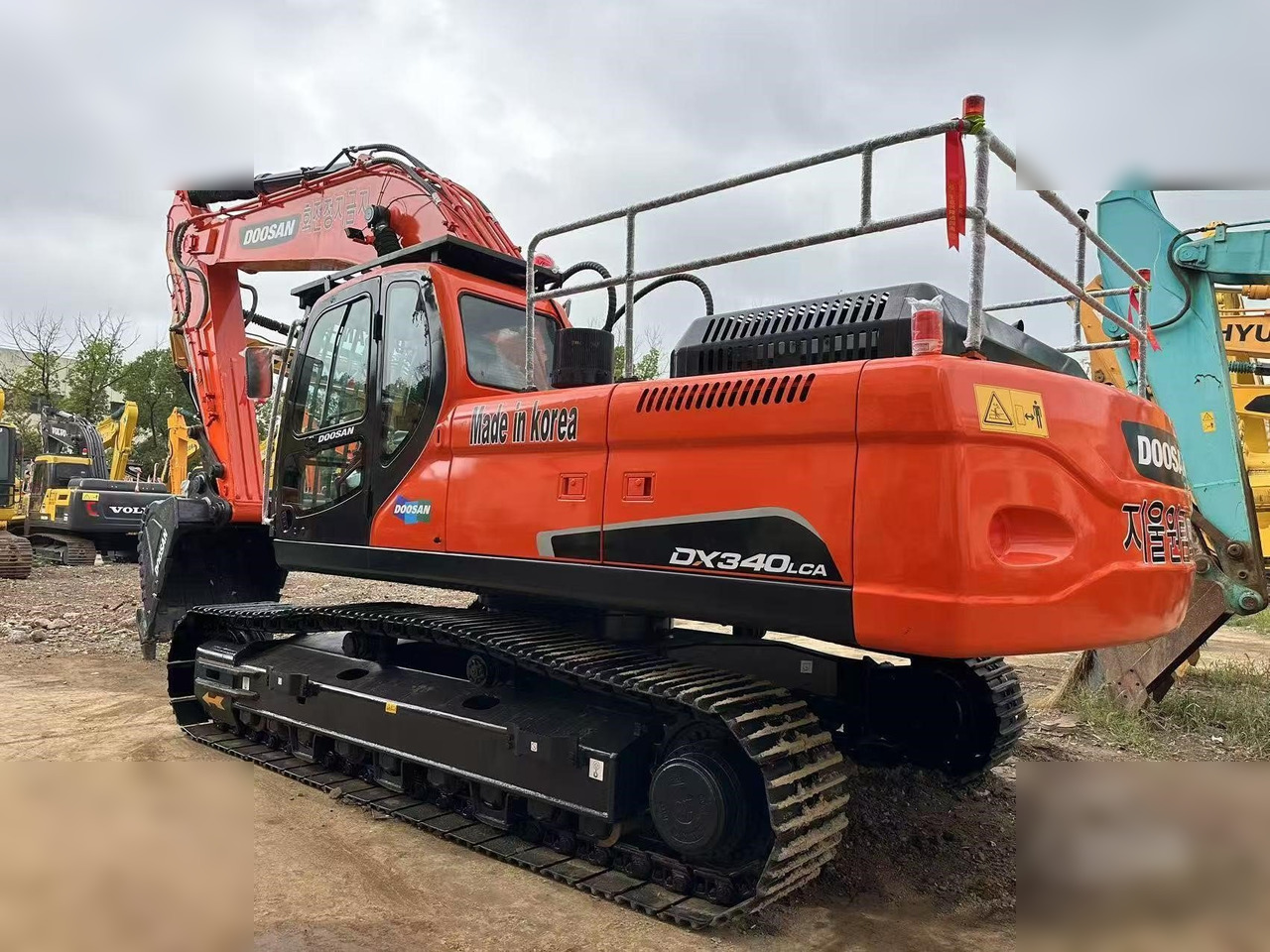 DOOSAN DX340 LCA - Pelle sur chenille: photos 1 DOOSAN DX340 LCA - Pelle sur chenille: photos 1