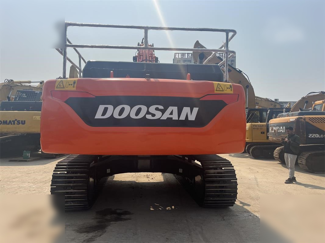 DOOSAN DX340 LCA - Pelle sur chenille: photos 3 DOOSAN DX340 LCA - Pelle sur chenille: photos 3