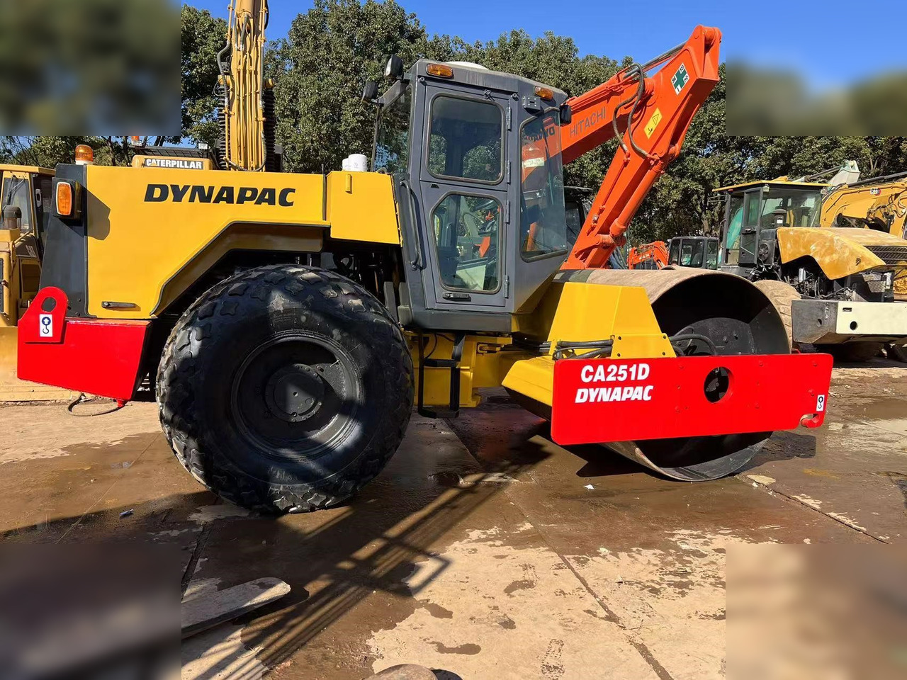 DYNAPAC CA251D - Compacteur: photos 1 DYNAPAC CA251D - Compacteur: photos 1