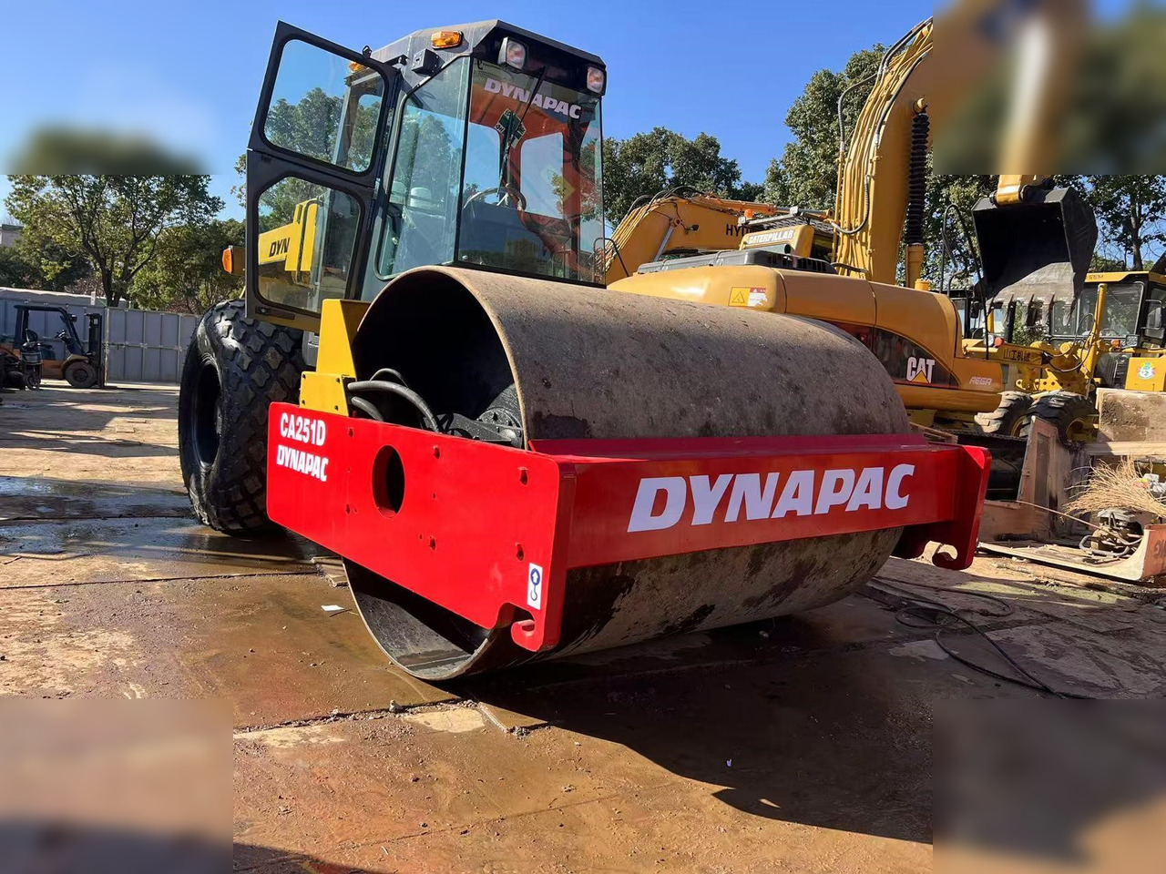 DYNAPAC CA251D - Compacteur: photos 3 DYNAPAC CA251D - Compacteur: photos 3