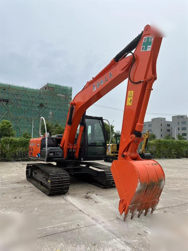 HITACHI ZX120 - Pelle sur chenille: photos 5 HITACHI ZX120 - Pelle sur chenille: photos 5