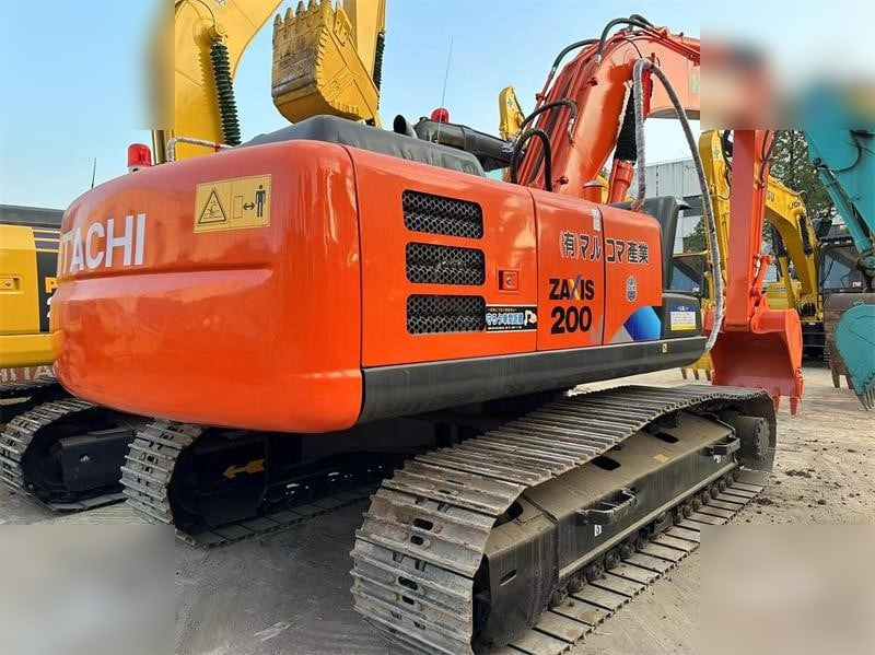 HITACHI ZX200-3G - Pelle sur chenille: photos 1 HITACHI ZX200-3G - Pelle sur chenille: photos 1