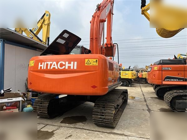 HITACHI ZX200-3G - Pelle sur chenille: photos 3 HITACHI ZX200-3G - Pelle sur chenille: photos 3