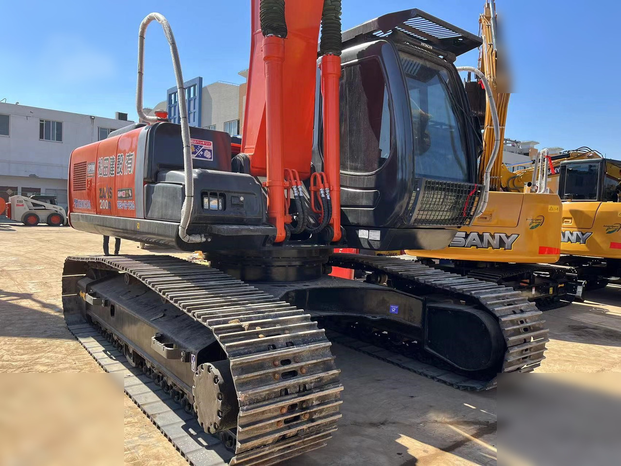HITACHI ZX200 - Pelle sur chenille: photos 5 HITACHI ZX200 - Pelle sur chenille: photos 5