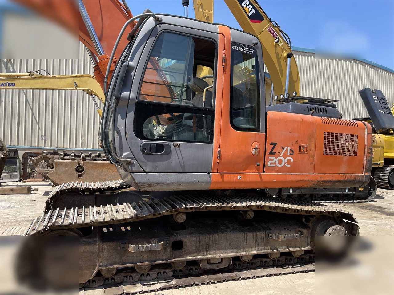 HITACHI ZX200 - Pelle sur chenille: photos 2 HITACHI ZX200 - Pelle sur chenille: photos 2
