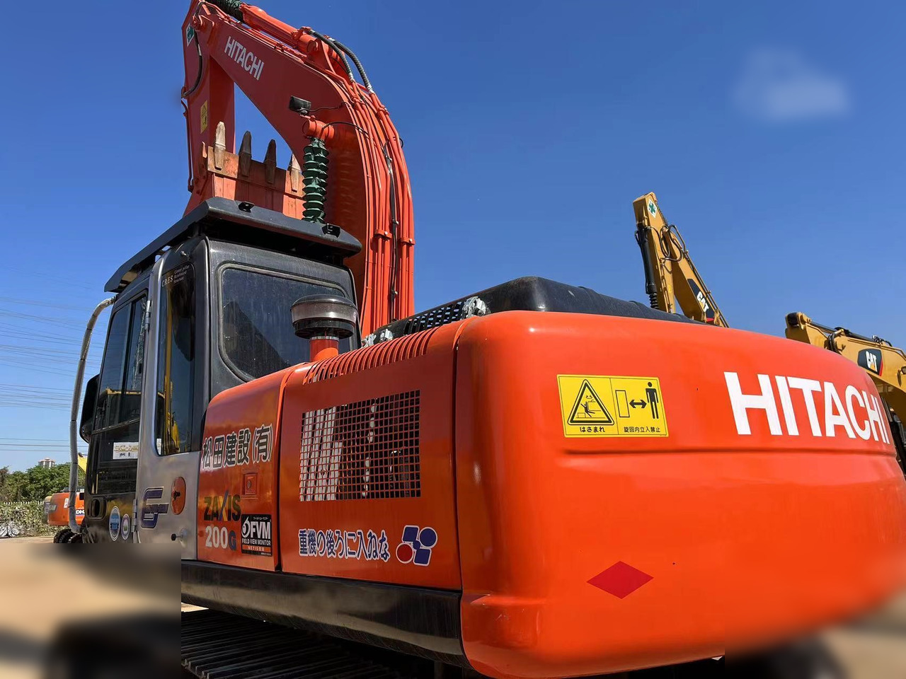 HITACHI ZX200 - Pelle sur chenille: photos 3 HITACHI ZX200 - Pelle sur chenille: photos 3