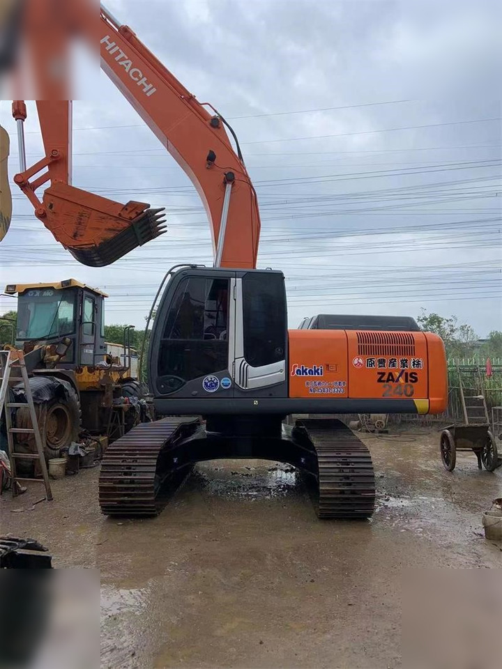 HITACHI ZX240-3 - Pelle sur chenille: photos 2 HITACHI ZX240-3 - Pelle sur chenille: photos 2