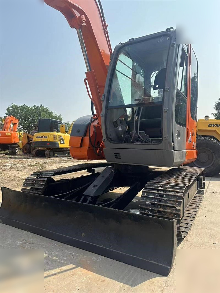 HITACHI ZX75US - Pelle sur chenille: photos 3 HITACHI ZX75US - Pelle sur chenille: photos 3