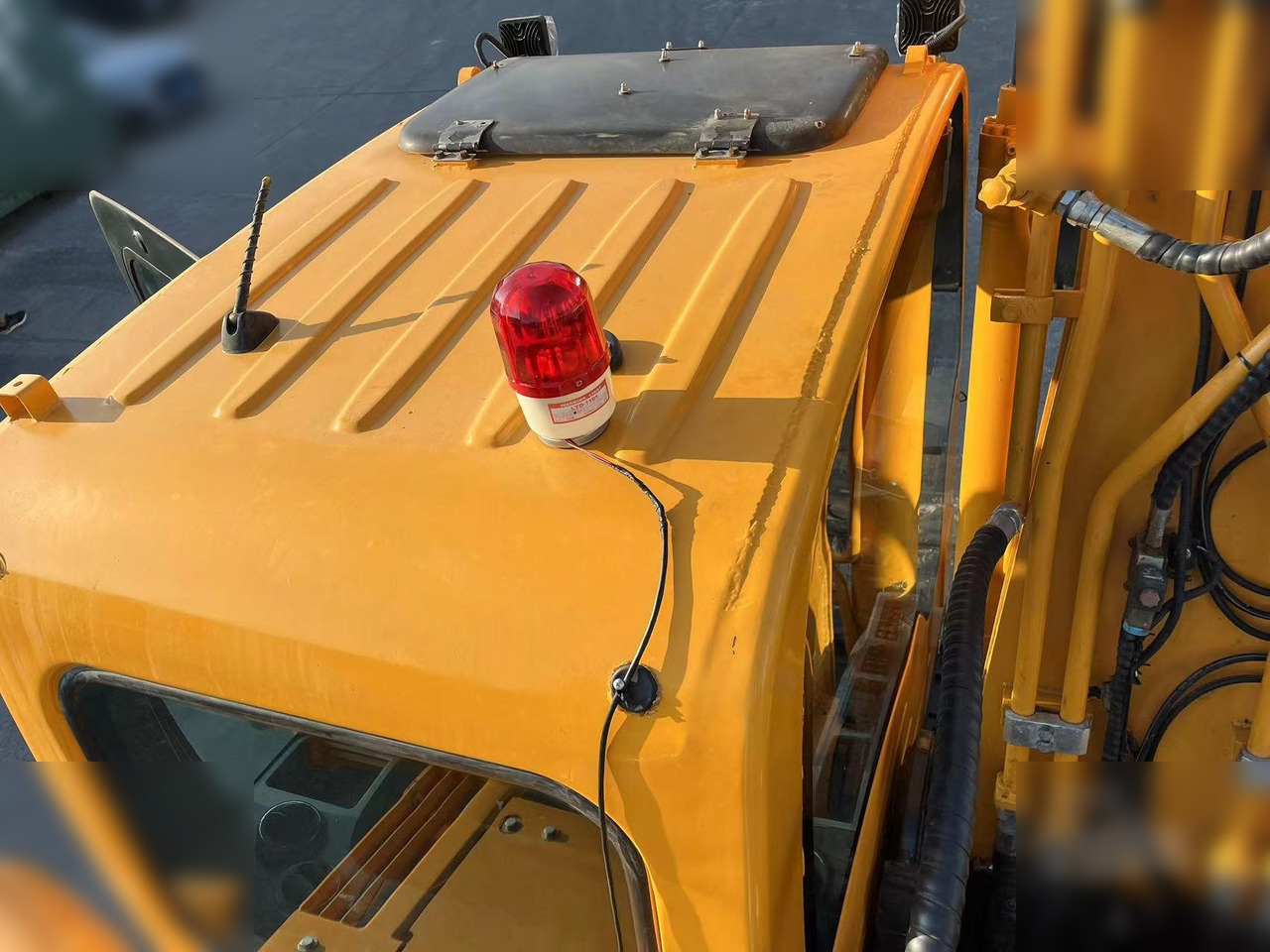 Pelle sur pneus HYUNDAI ROBEX 210W-9S: photos 10 Pelle sur pneus HYUNDAI ROBEX 210W-9S: photos 10