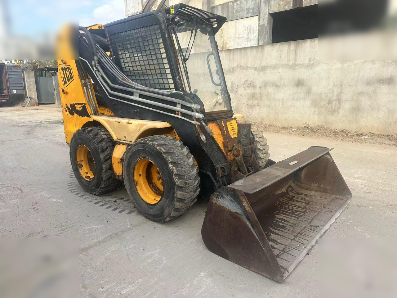 JCB 185 - Mini chargeuse: photos 1 JCB 185 - Mini chargeuse: photos 1