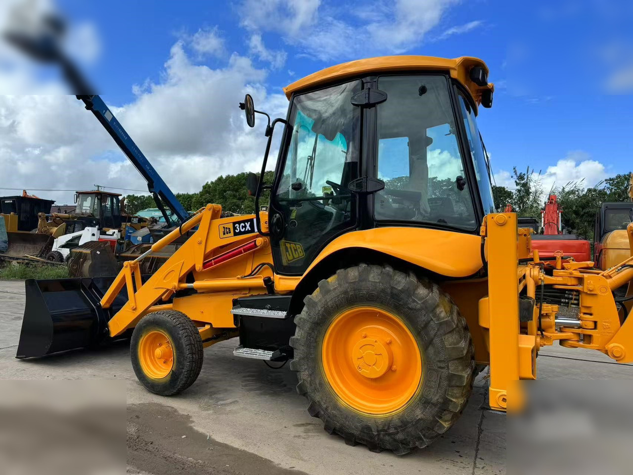 JCB 3CX - Tractopelle: photos 5 JCB 3CX - Tractopelle: photos 5