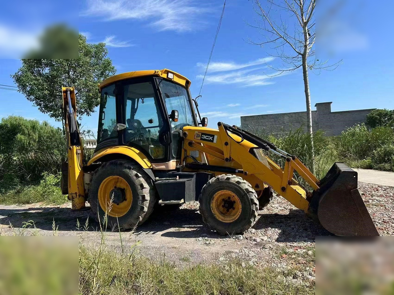 JCB 3CX - Tractopelle: photos 3 JCB 3CX - Tractopelle: photos 3