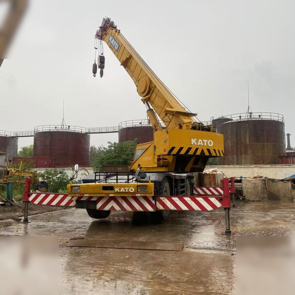 KATO SS500 - Grue automotrice lente: photos 1 KATO SS500 - Grue automotrice lente: photos 1