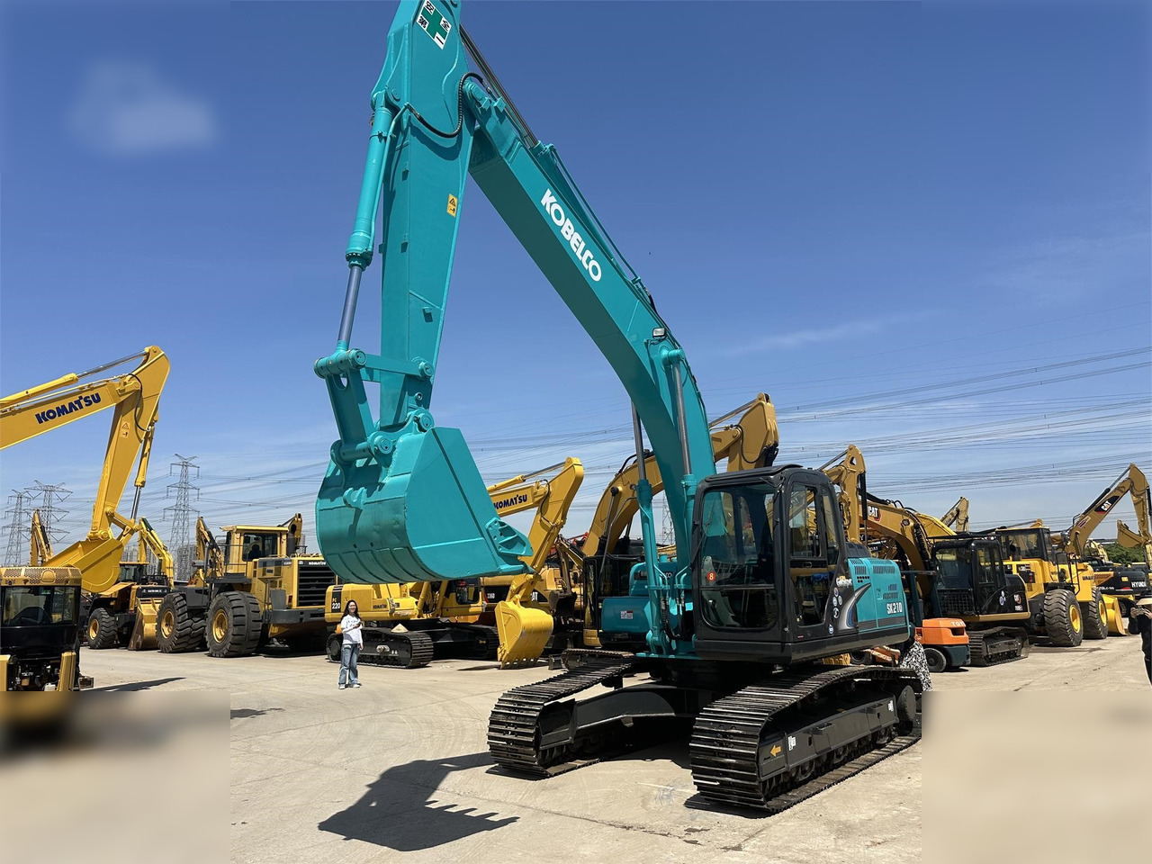 KOBELCO SK210 LC-8 - Pelle sur chenille: photos 3 KOBELCO SK210 LC-8 - Pelle sur chenille: photos 3