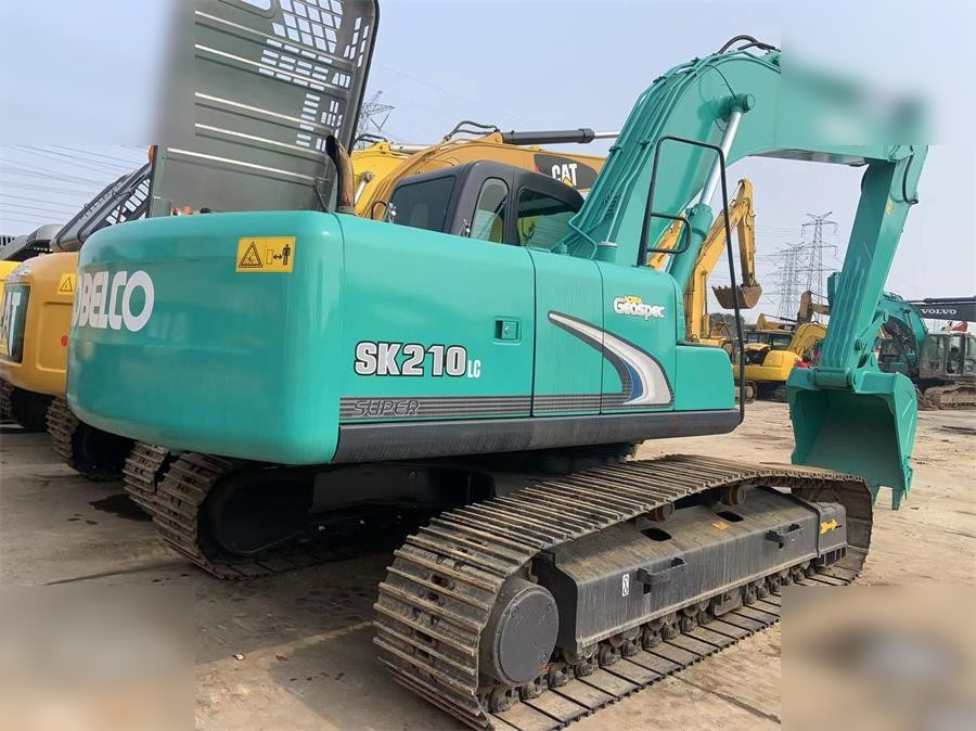 KOBELCO SK210 LC-8 - Pelle sur chenille: photos 2 KOBELCO SK210 LC-8 - Pelle sur chenille: photos 2