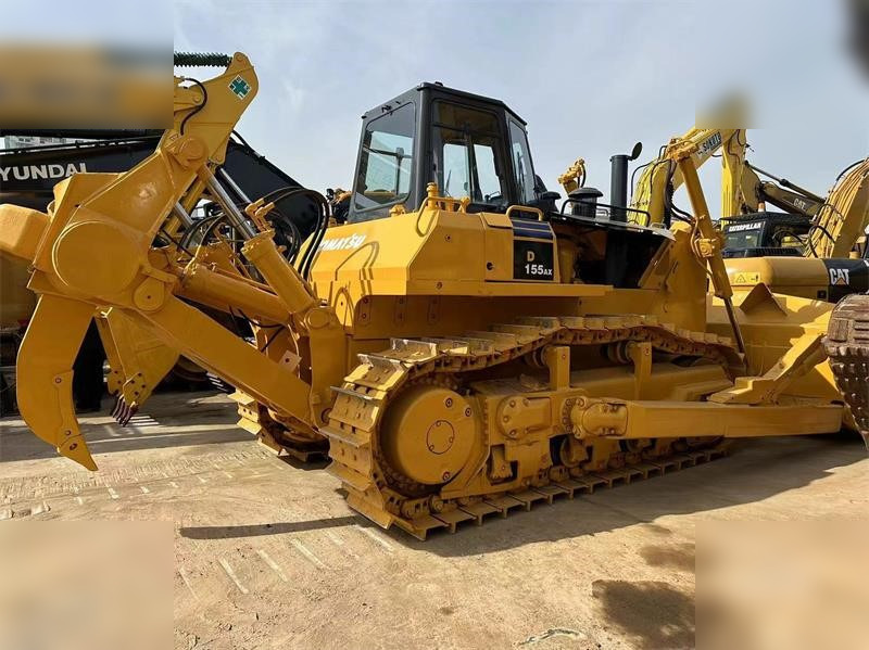 KOMATSU D155A-5 - Bulldozer: photos 1 KOMATSU D155A-5 - Bulldozer: photos 1
