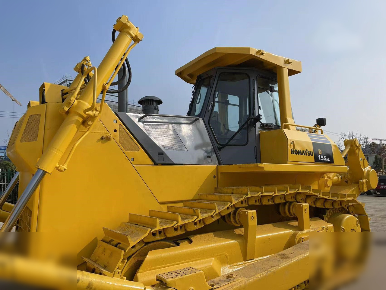 KOMATSU D155AX-3 - Bulldozer: photos 1 KOMATSU D155AX-3 - Bulldozer: photos 1