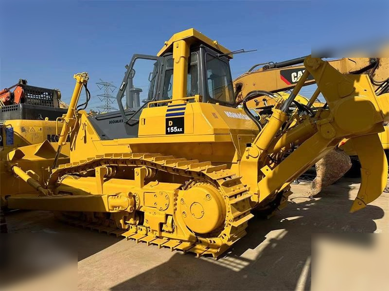KOMATSU D155AX-5 - Bulldozer: photos 3 KOMATSU D155AX-5 - Bulldozer: photos 3