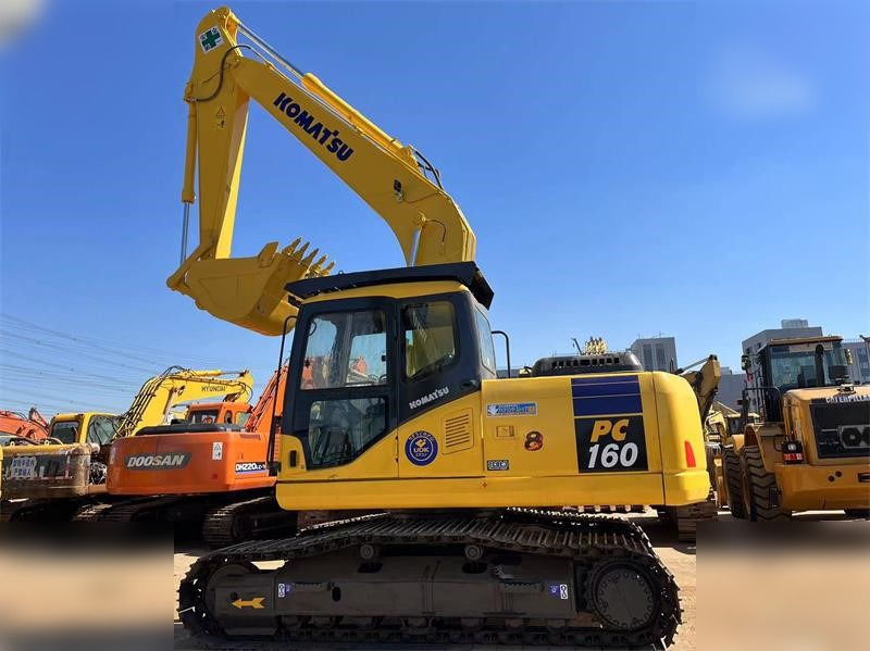 KOMATSU PC160 LC-7 - Pelle sur chenille: photos 1 KOMATSU PC160 LC-7 - Pelle sur chenille: photos 1