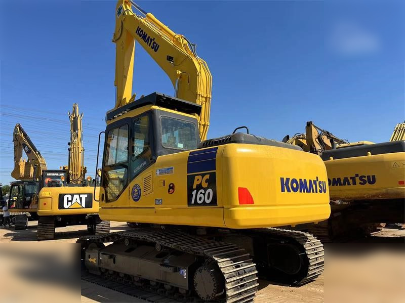KOMATSU PC160 LC-7 - Pelle sur chenille: photos 2 KOMATSU PC160 LC-7 - Pelle sur chenille: photos 2