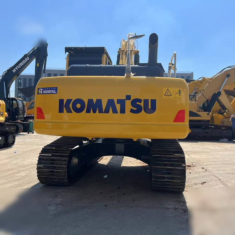 KOMATSU PC200-8 - Pelle sur chenille: photos 3 KOMATSU PC200-8 - Pelle sur chenille: photos 3