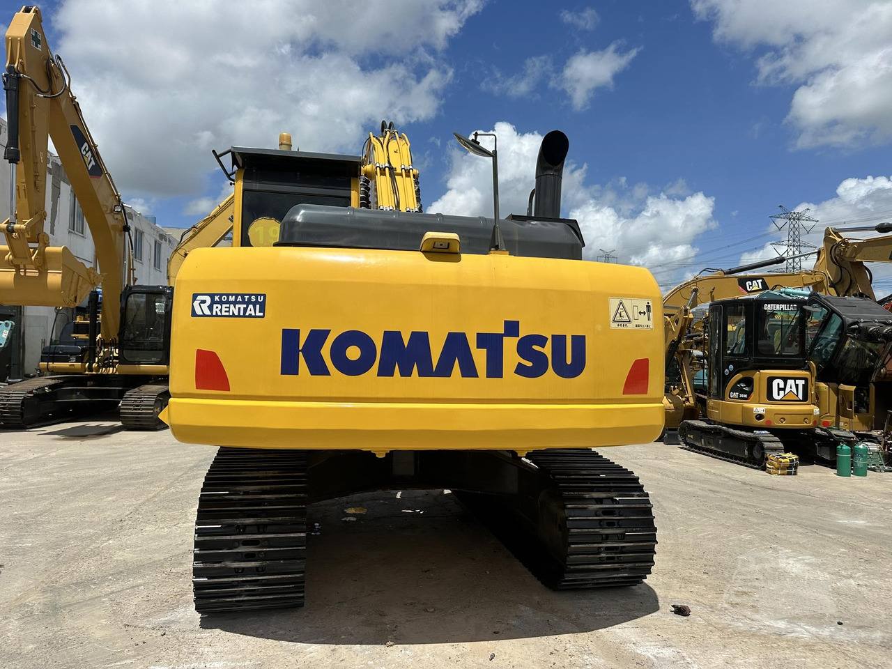 KOMATSU PC200-8 - Pelle sur chenille: photos 4 KOMATSU PC200-8 - Pelle sur chenille: photos 4