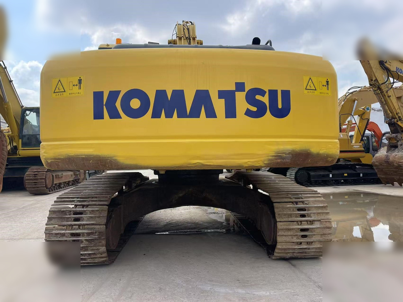 KOMATSU PC220-7 - Pelle sur chenille: photos 3 KOMATSU PC220-7 - Pelle sur chenille: photos 3