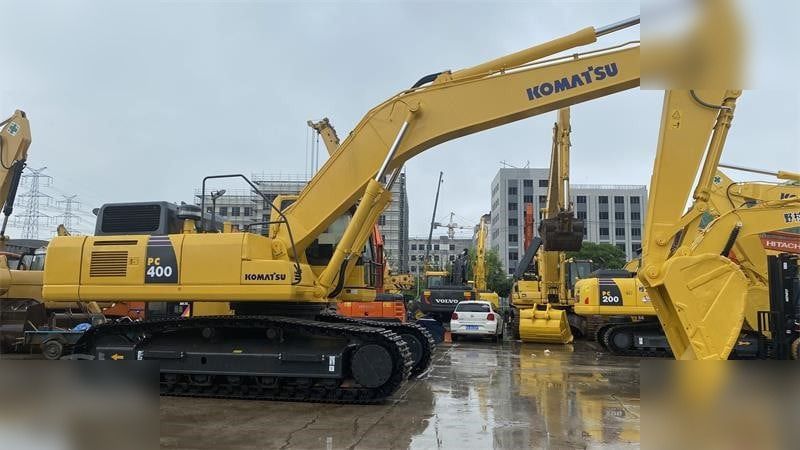 KOMATSU PC400-8 - Pelle sur chenille: photos 1 KOMATSU PC400-8 - Pelle sur chenille: photos 1