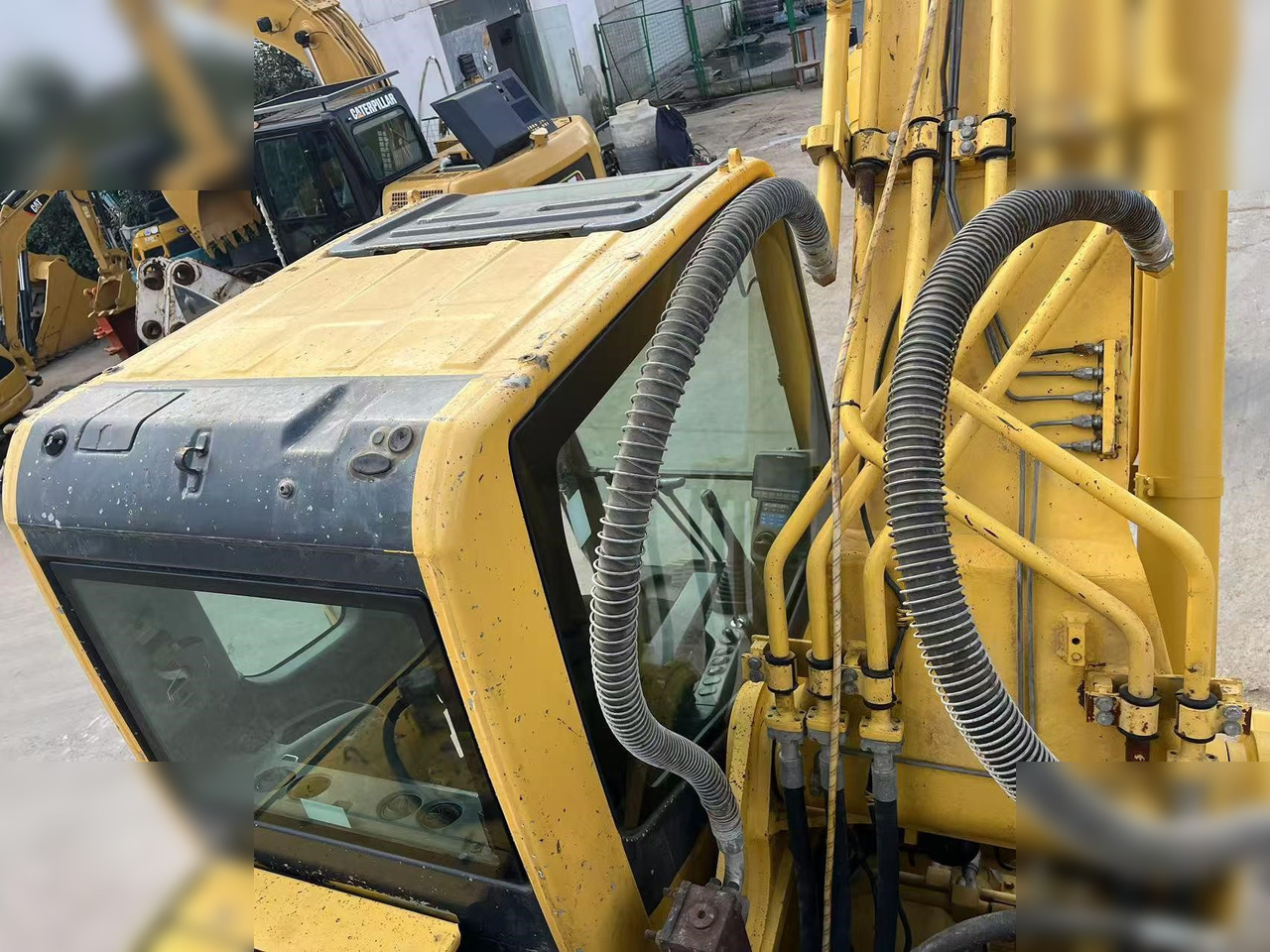 KOMATSU PC400-8R - Pelle sur chenille: photos 4 KOMATSU PC400-8R - Pelle sur chenille: photos 4