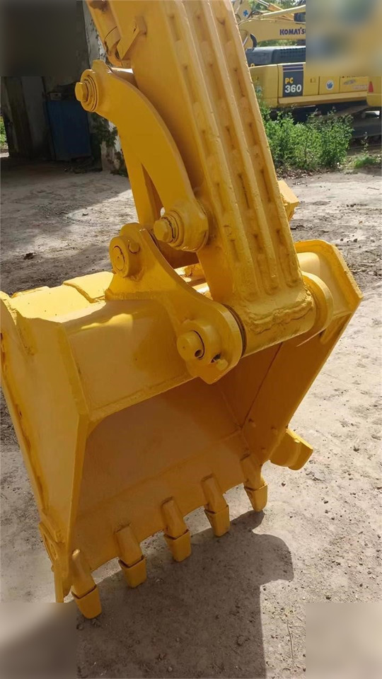 KOMATSU PC55MR-2 - Mini pelle: photos 3 KOMATSU PC55MR-2 - Mini pelle: photos 3