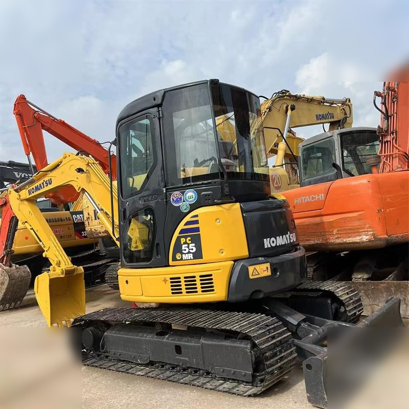 KOMATSU PC55MR-2 - Mini pelle: photos 2 KOMATSU PC55MR-2 - Mini pelle: photos 2
