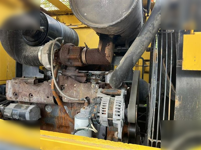KOMATSU WA320-3 - Chargeuse sur pneus: photos 5 KOMATSU WA320-3 - Chargeuse sur pneus: photos 5