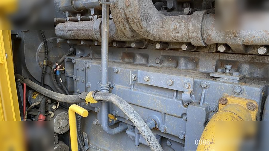 KOMATSU WA600-3 - Chargeuse sur pneus: photos 4 KOMATSU WA600-3 - Chargeuse sur pneus: photos 4