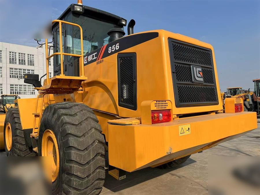 LIUGONG 856 - Chargeuse sur pneus: photos 4 LIUGONG 856 - Chargeuse sur pneus: photos 4