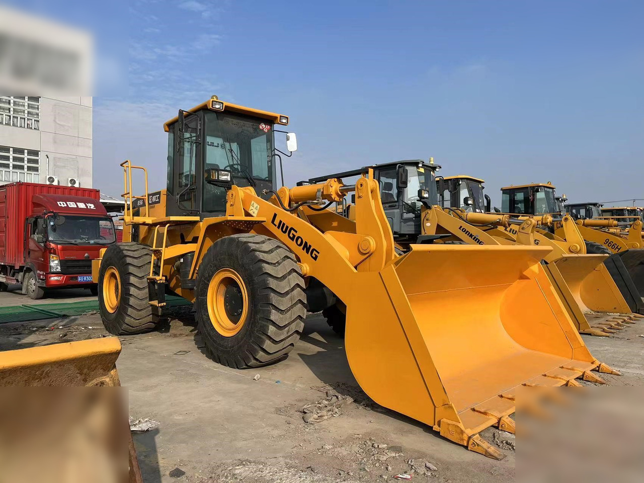 LIUGONG 856 - Chargeuse sur pneus: photos 3 LIUGONG 856 - Chargeuse sur pneus: photos 3