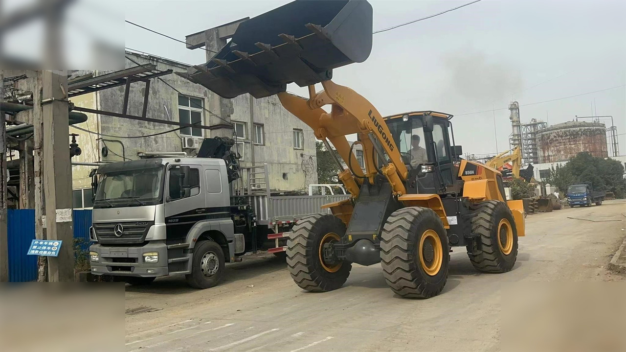 LIUGONG 856H - Chargeuse sur pneus: photos 3 LIUGONG 856H - Chargeuse sur pneus: photos 3