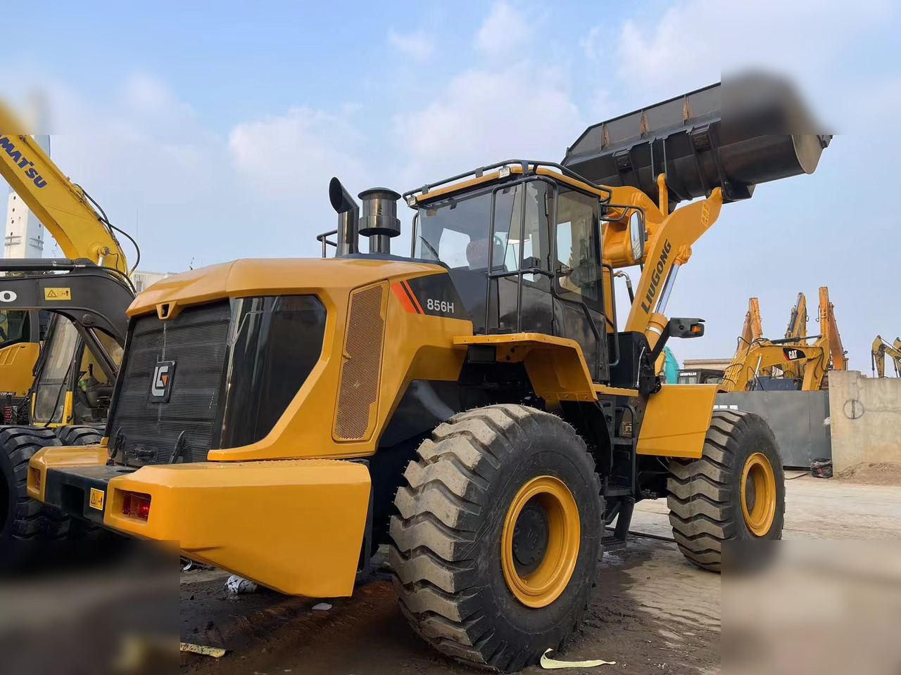 LIUGONG 856H - Chargeuse sur pneus: photos 2 LIUGONG 856H - Chargeuse sur pneus: photos 2