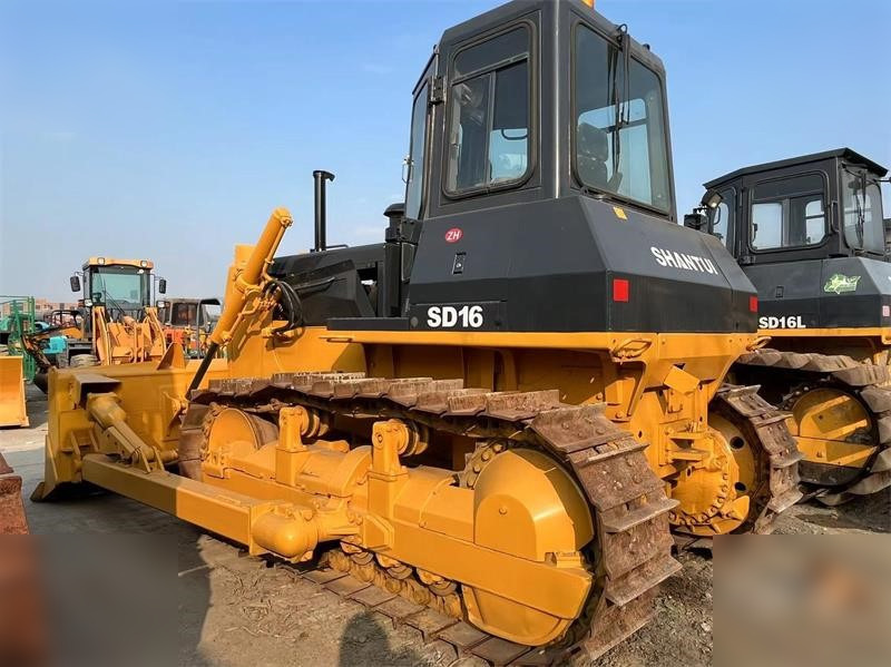 SHANTUI SD16 - Bulldozer: photos 1 SHANTUI SD16 - Bulldozer: photos 1