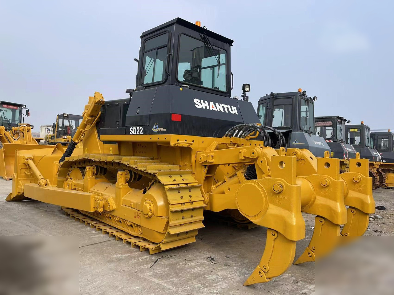 SHANTUI SD22 - Bulldozer: photos 2 SHANTUI SD22 - Bulldozer: photos 2