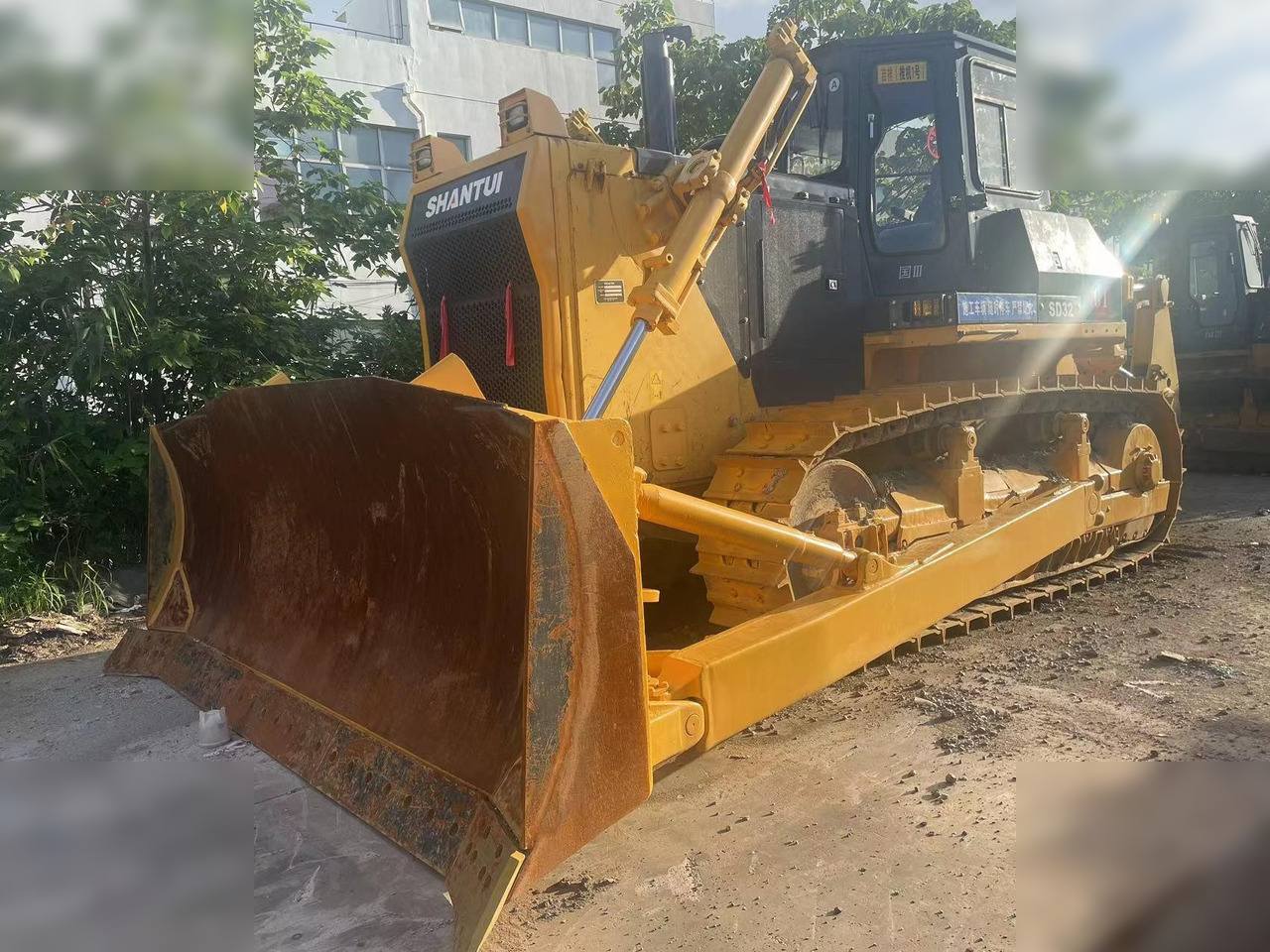 SHANTUI SD32 - Bulldozer: photos 3 SHANTUI SD32 - Bulldozer: photos 3