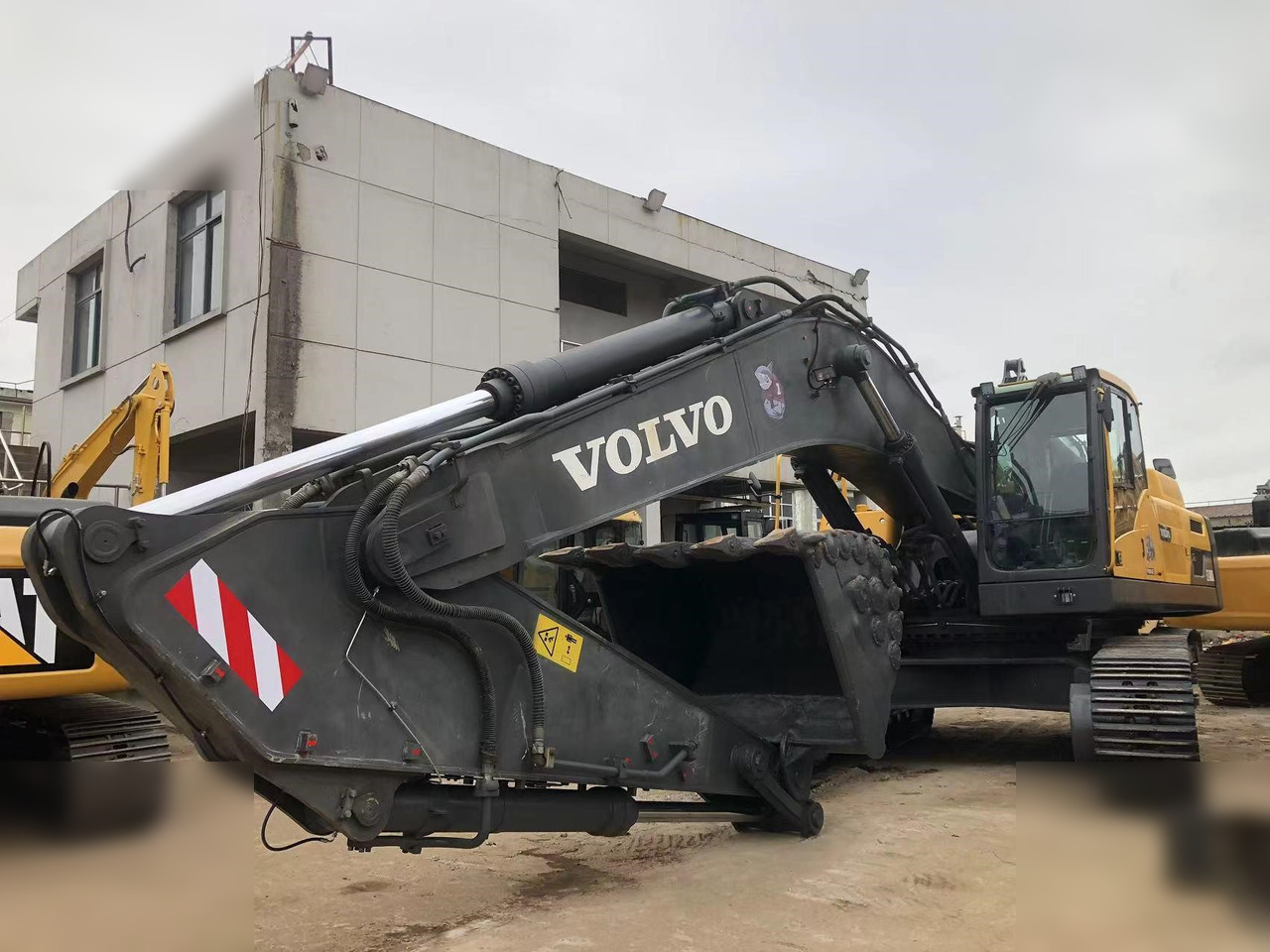 VOLVO EC480DL - Pelle sur chenille: photos 3 VOLVO EC480DL - Pelle sur chenille: photos 3