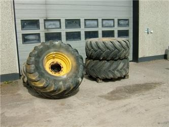 Michelin 620/75x26 - Pneu pour Engins de chantier: photos 1 Michelin 620/75x26 - Pneu pour Engins de chantier: photos 1