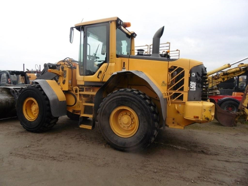 Volvo L 60 F - Chargeuse sur pneus: photos 2 Volvo L 60 F - Chargeuse sur pneus: photos 2