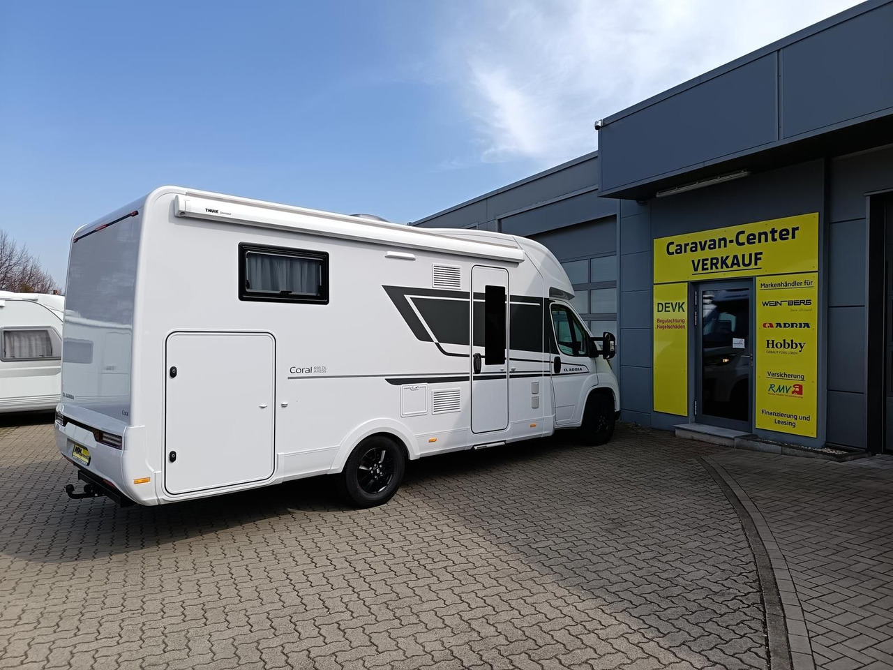 Adria Coral ALL-IN 650 DL*LUFTFEDERUNG HA*SOLAR*SOFORT - Camping-car profilé: photos 4 Adria Coral ALL-IN 650 DL*LUFTFEDERUNG HA*SOLAR*SOFORT - Camping-car profilé: photos 4